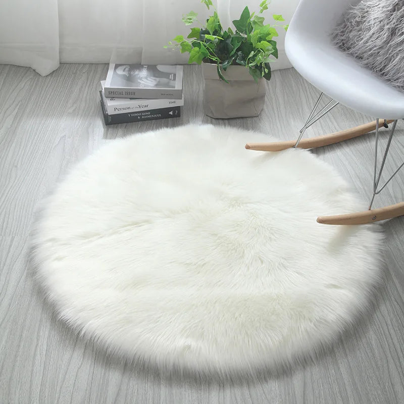 Snuggie Faux Sheepskin Plush Rug 30x30cm - Soft Long Hair Floor Mat