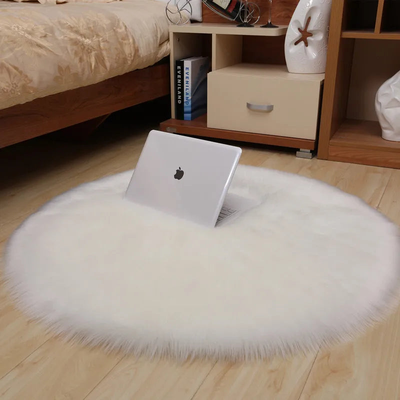 Snuggie Faux Sheepskin Plush Rug 30x30cm - Soft Long Hair Floor Mat