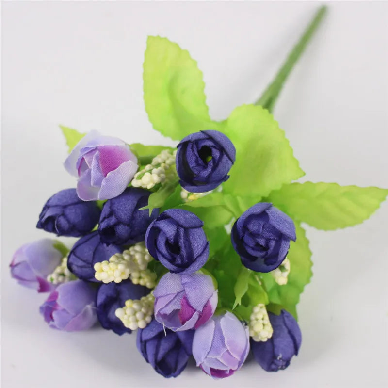 Dark purple small bud rose bouquet - 15 heads for elegant styling