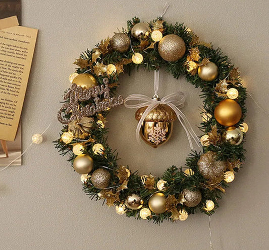 Picaso Christmas Pine Garland - Handmade Vine & Berry Door Decoration