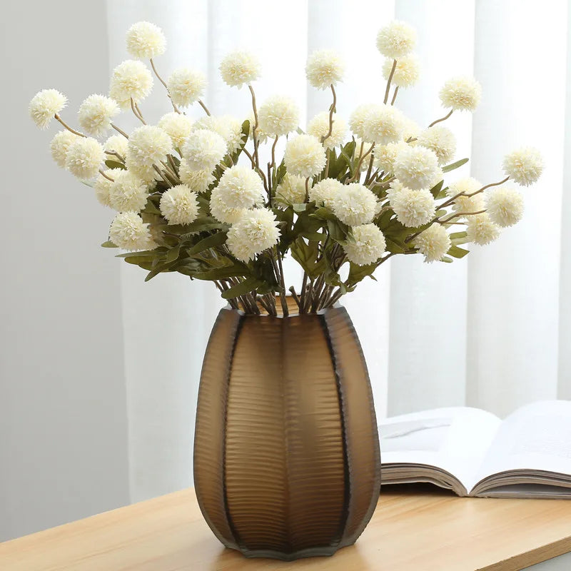 Caprin beige artificial dandelion in decorative vase