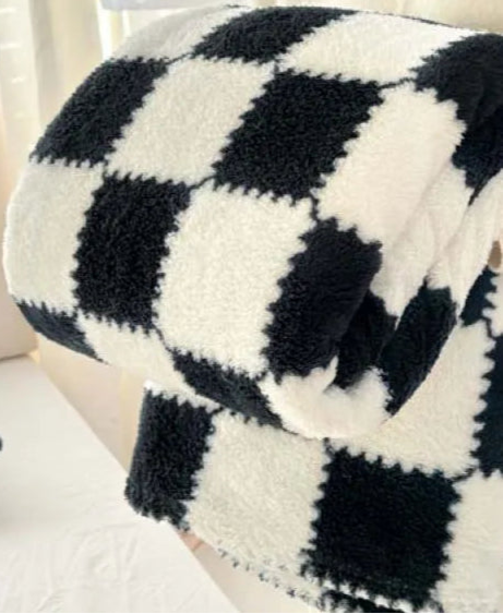 Valore Soft Panda Fleece Blanket - Ultra-Cozy Flannel Throw