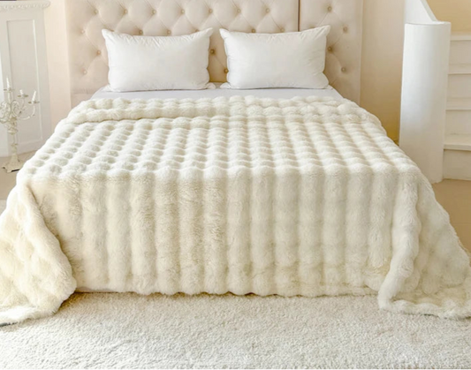 Mura Double-Layer Faux Rabbit Fur Blanket - Ultra-Soft Plush Throw for Bed & Sofa