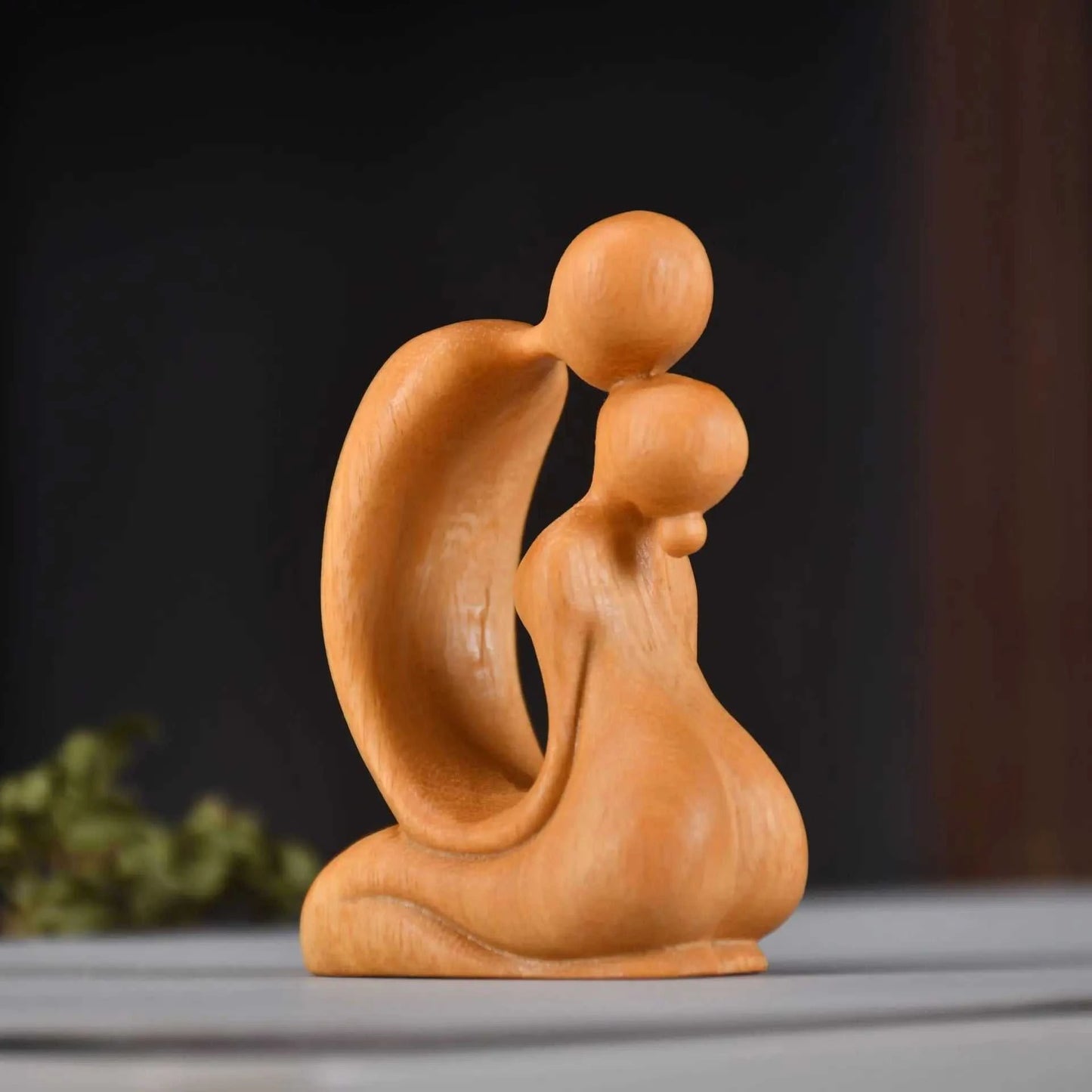 Cuddie Wood Carving Love Kiss Sculpture - Abstract Couple Figurine Gift 14:200006153#1 Decorative Sculpture