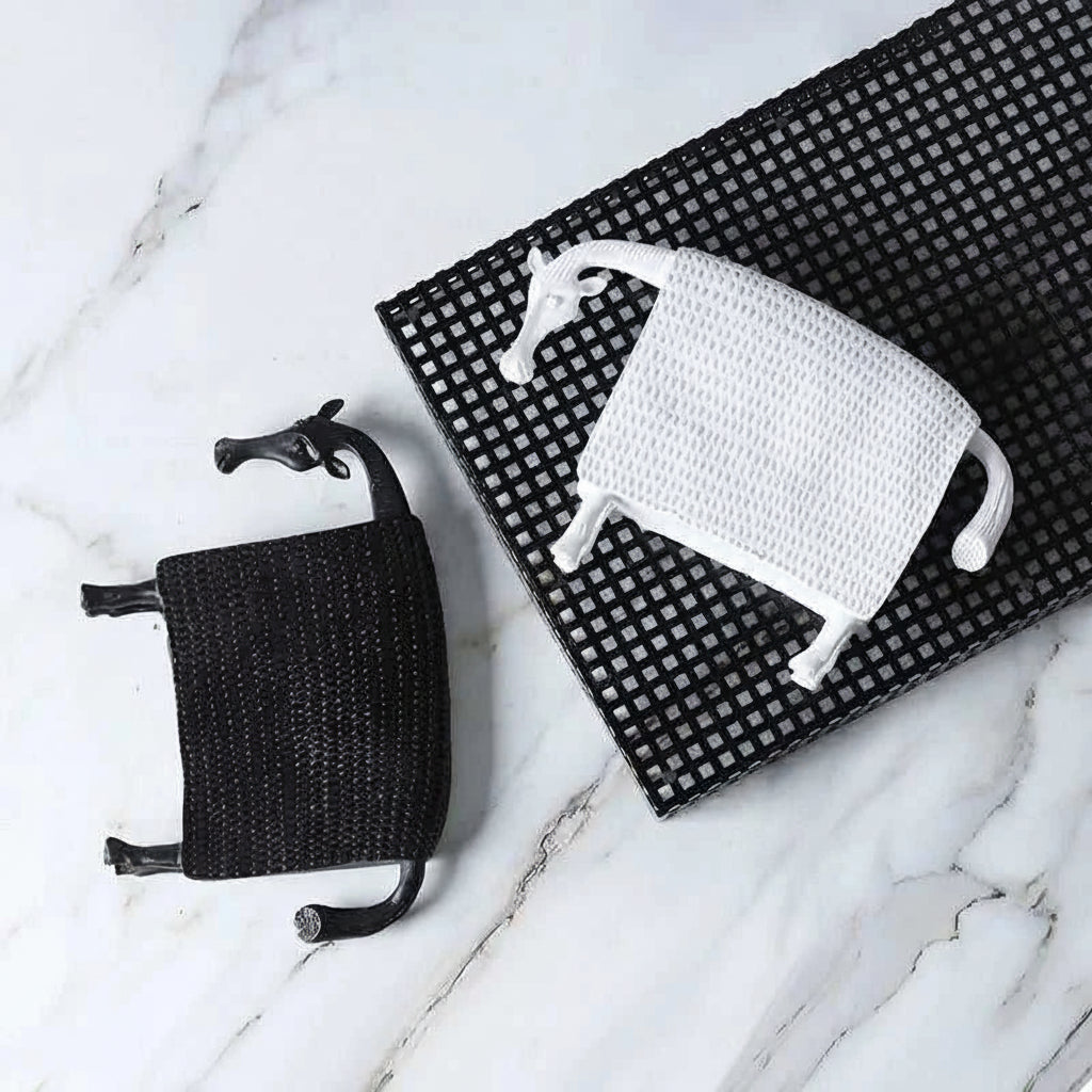 Armored Warhorse Statue Desk Decoration Horse Ornaments Creative Cartoon Animal Resin Abstract Crafts Room Aesthetic Decor 14:200006151#Black sculptures