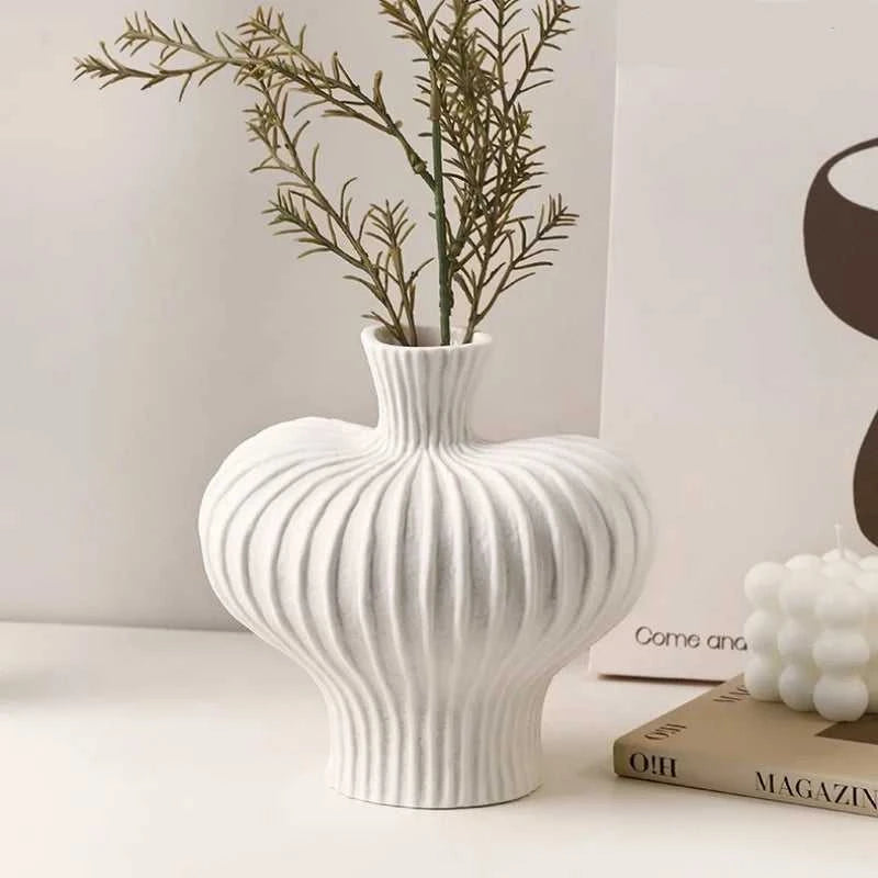 Zess Ceramic-Style Plastic Vase - Sophisticated Desktop Decor 14:10#Black vase